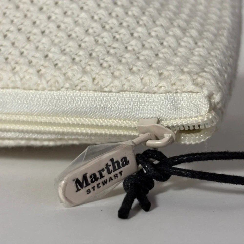 Martha Stewart Crochet Travel Toiletry Makeup Cosmetic Bag White Zipper Gold NWT